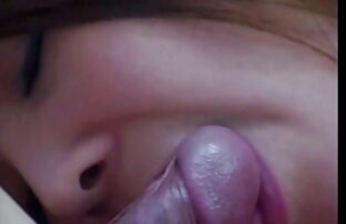 Chubby video xxx sex jepang Babe bermain dengan vagina basahnya.